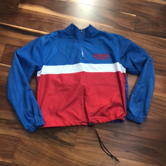 STRANGER THINGS NETFLIX MERCHANDISE PULLOVER SIZE MEDIUM WOMENS - Picture 2 of 9